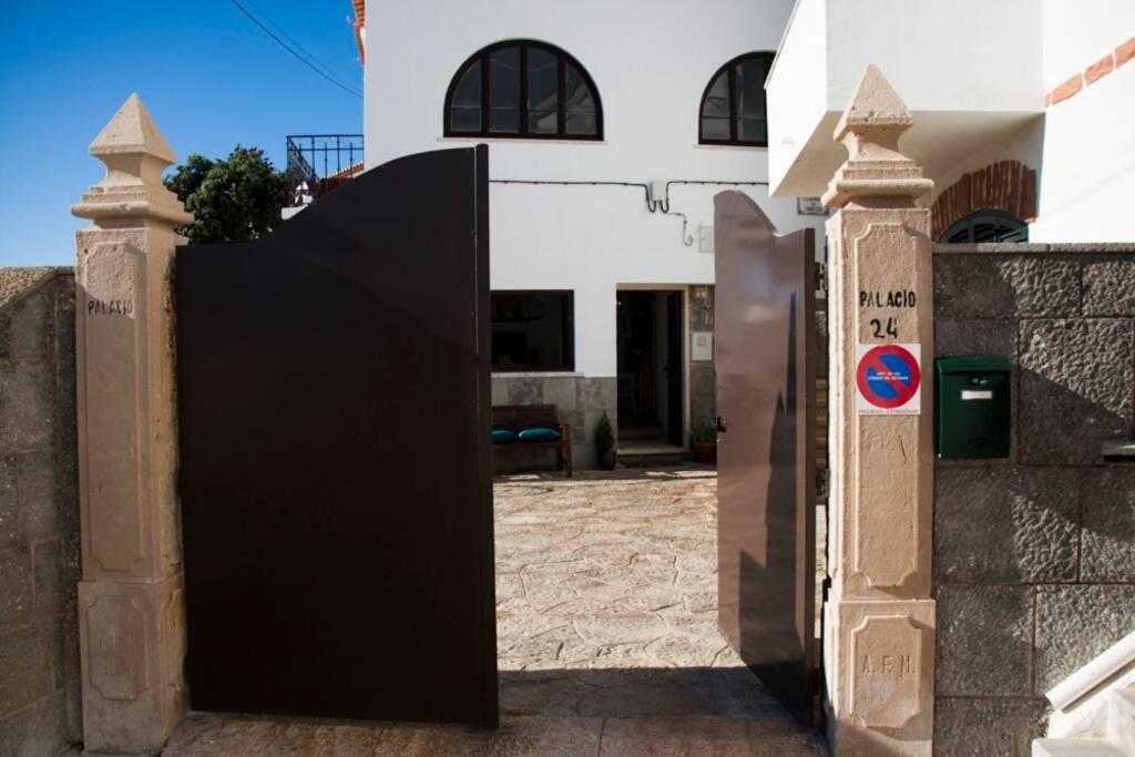 Um Lugar Ao Sol Beach House Azenhas Do Mar سينترا المظهر الخارجي الصورة