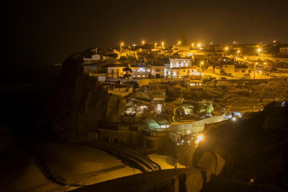 Um Lugar Ao Sol Beach House Azenhas Do Mar سينترا المظهر الخارجي الصورة