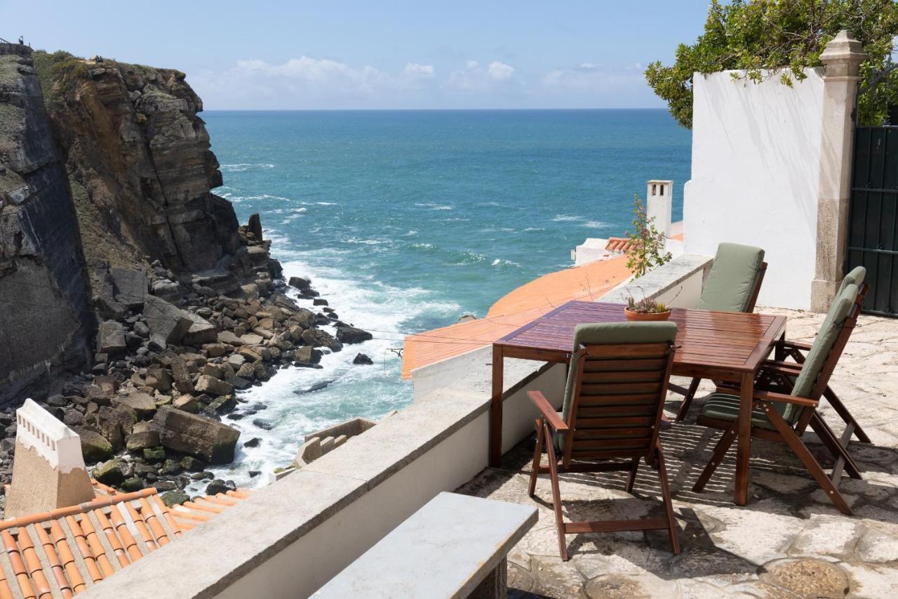 Um Lugar Ao Sol Beach House Azenhas Do Mar سينترا المظهر الخارجي الصورة