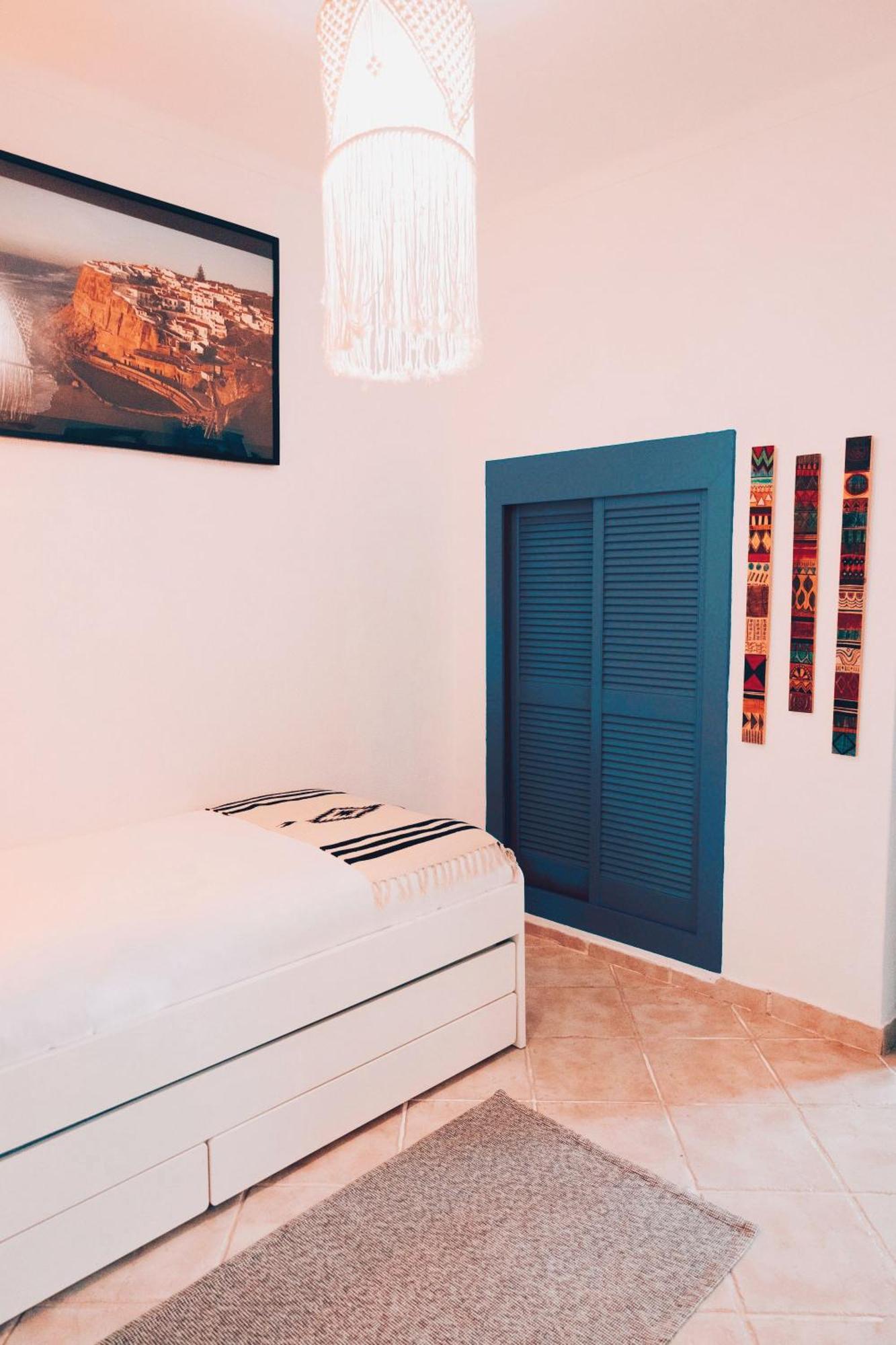 Um Lugar Ao Sol Beach House Azenhas Do Mar سينترا المظهر الخارجي الصورة